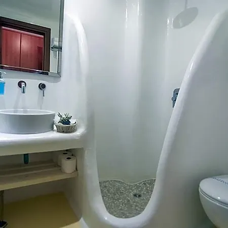 Zephyros Hotel 3*